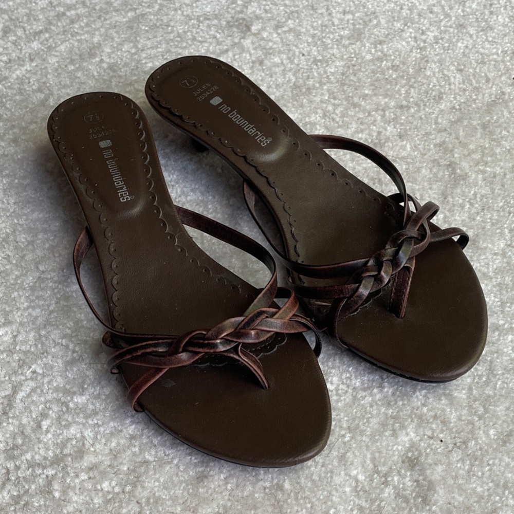 Y2K Dark Brown Braided Kitten Heels
